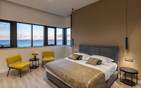 Seascape Luxury Rooms
